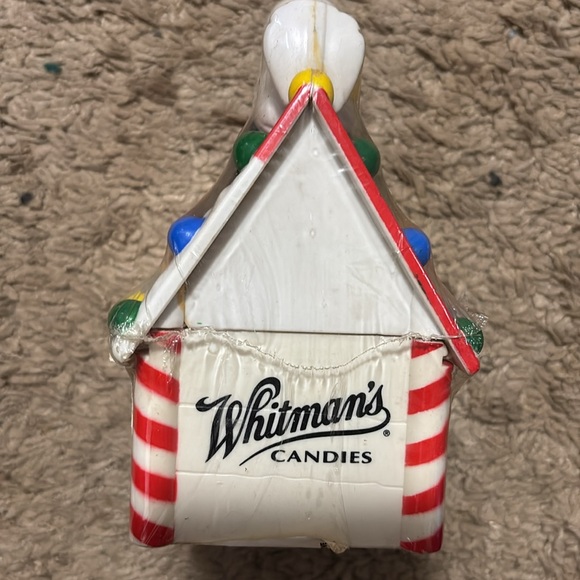 Snoopy Doghouse Bank New - Picture 3 of 6